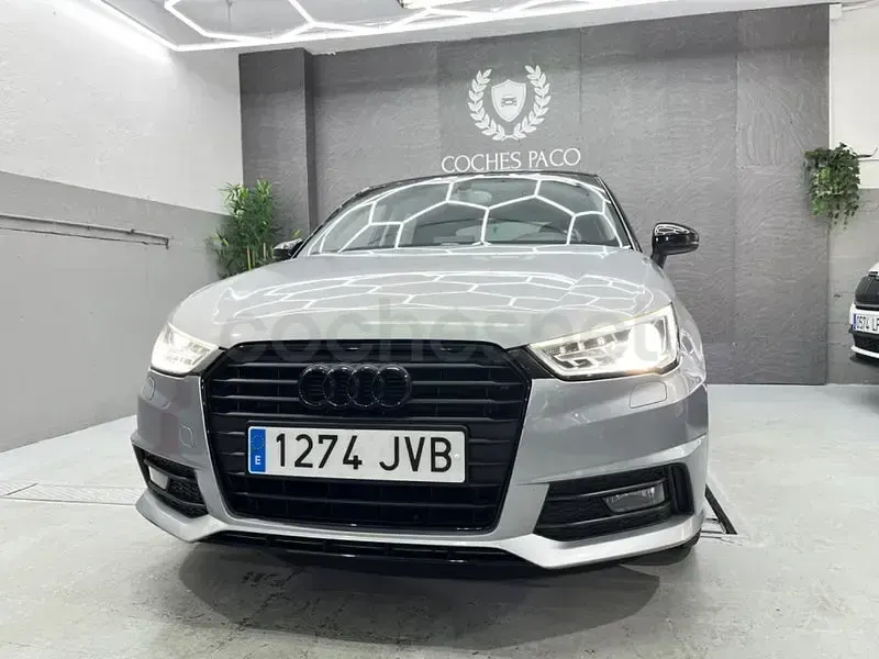 Usado Audi A1 Sportback Design 116 CV (85 kW) 2017 Gris / plata Utilitario