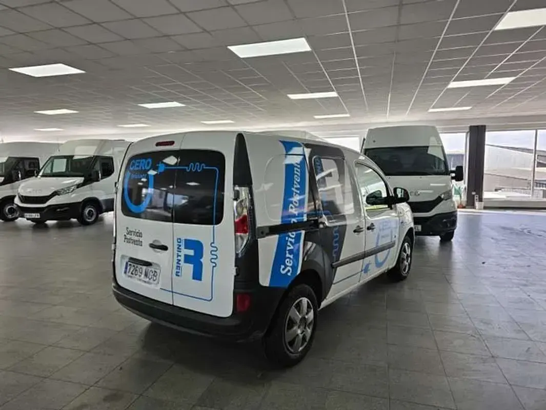 Usado Renault Kangoo 44 kW (60 CV) 2016 Blanco Monovolumen