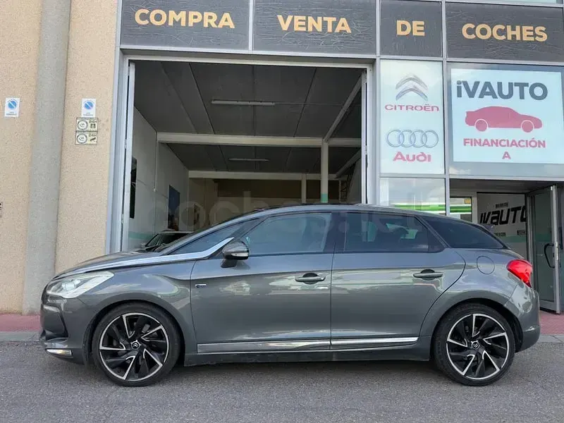 Usado Citroën DS5 200 CV (147 kW) 2013 Gris / plata Utilitario