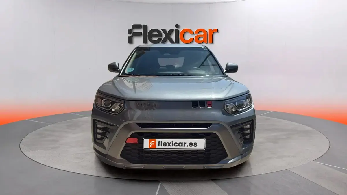 Usado SsangYong Tivoli 135 CV (99 kW) 2024 Gris SUV
