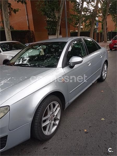 Usado Seat Exeo Style 170 CV (125 kW) 2010 Gris / plata Berlina