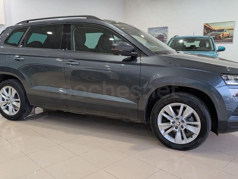 Usado Skoda Karoq Ambition 115 CV (84 kW) 2020 Gris / plata SUV