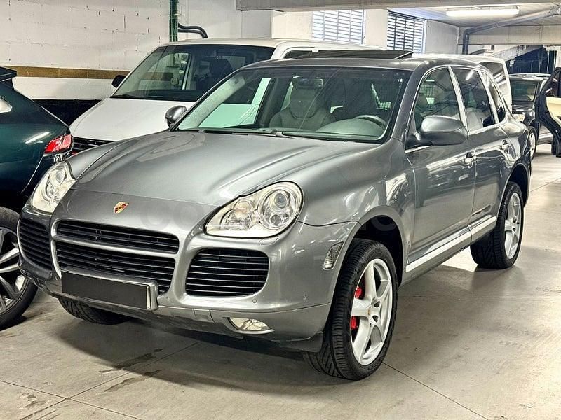 Usado Porsche Cayenne Turbo 450 CV (330 kW) 2004 Gris / plata SUV