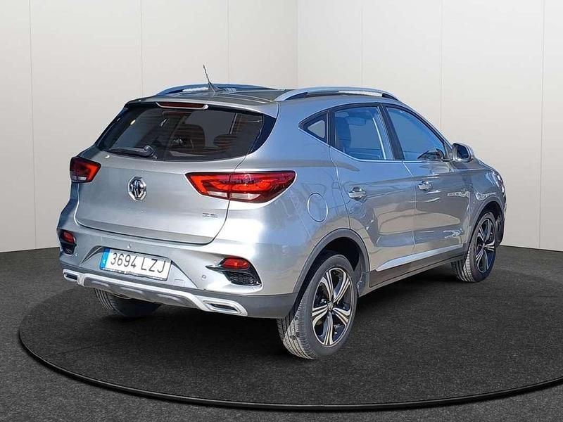 Usado MG ZS 177 CV (130 kW) 2022 Plateado SUV