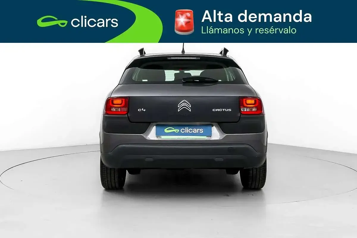 Usado Citroën C4 Cactus Feel 99 CV (72 kW) 2017 Gris Utilitario