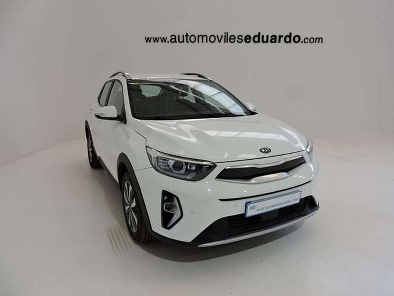 Usado Kia Stonic 101 CV (74 kW) 2020 Blanco SUV