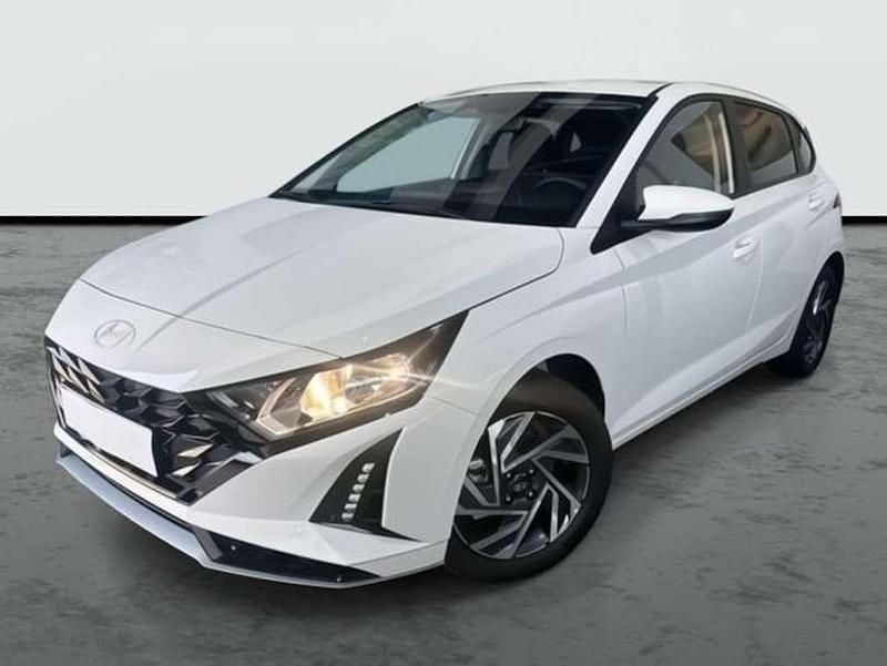Blanco Nuevo 2025 Hyundai i20 Berlina | 18.190 € (Precio justo) - Imagen 1/4