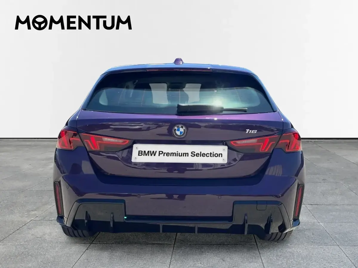 Nuevo BMW 116 Shadowline 122 CV (89 kW) 2026 Violeta Utilitario