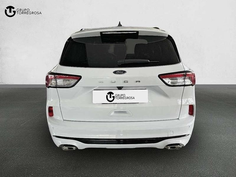 Usado Ford Kuga ST-Line 150 CV (110 kW) 2021 Blanco SUV