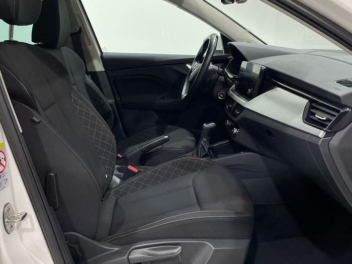 Usado Skoda Kamiq Ambition 110 CV (80 kW) 2022 Blanco SUV