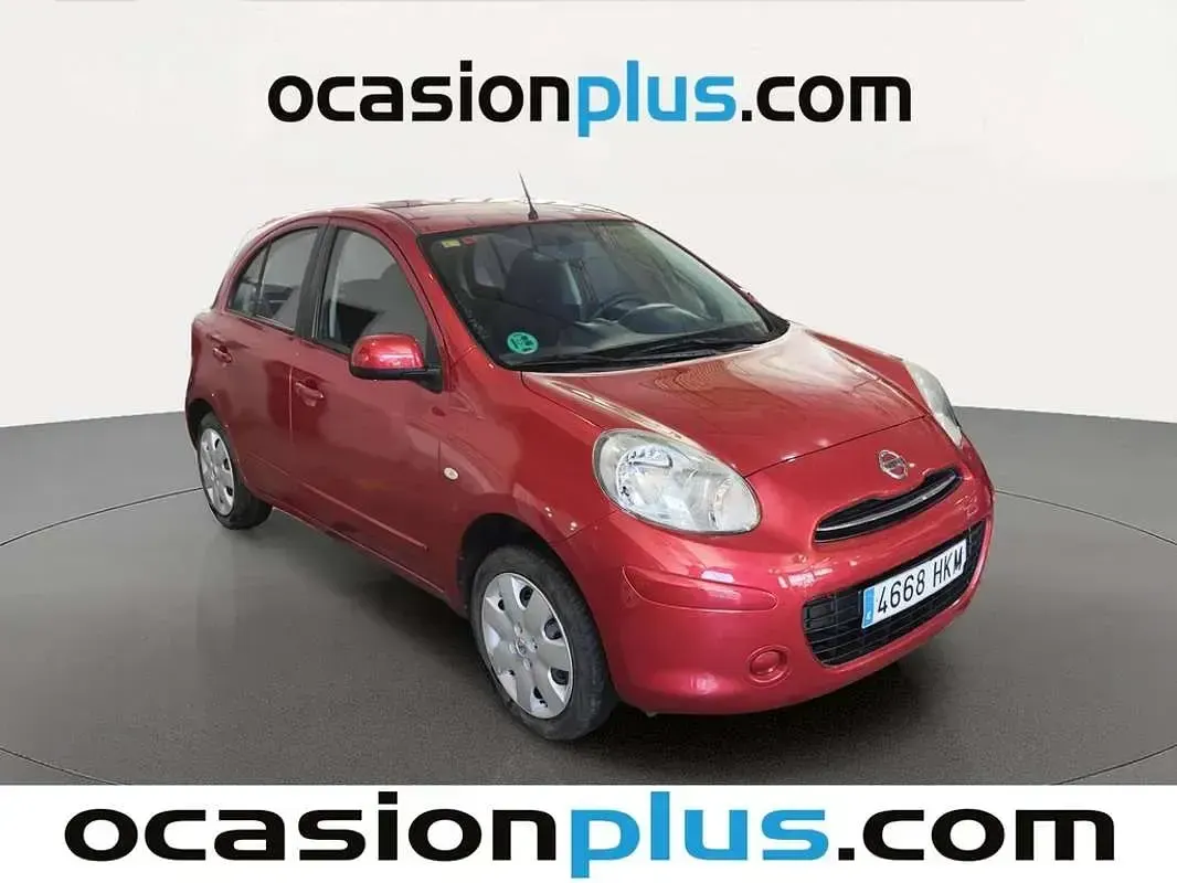 Usado Nissan Micra Acenta 80 CV (58 kW) 2012 Rojo Utilitario