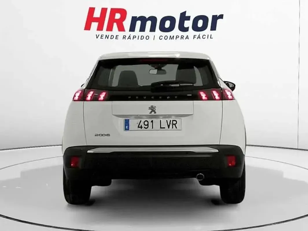 Usado Peugeot 2008 Active 111 CV (81 kW) 2021 Blanco SUV