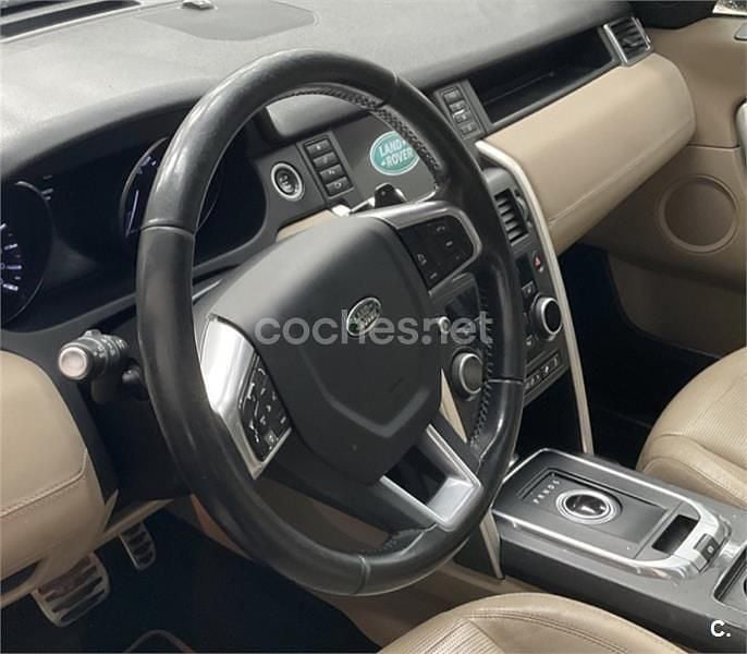 Usado Land Rover Discovery Sport HSE 150 CV (110 kW) 2015 Negro SUV