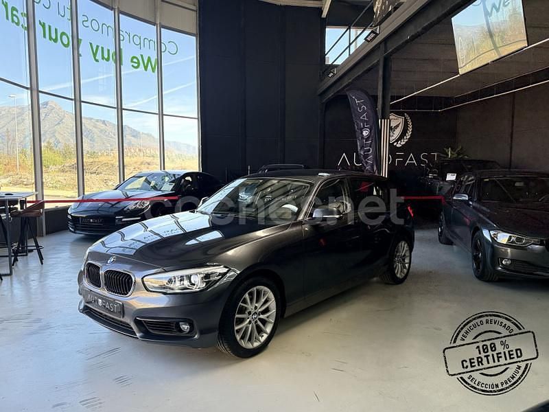 Usado BMW 118 Comfort Edition 150 CV (110 kW) 2018 Gris / plata Utilitario