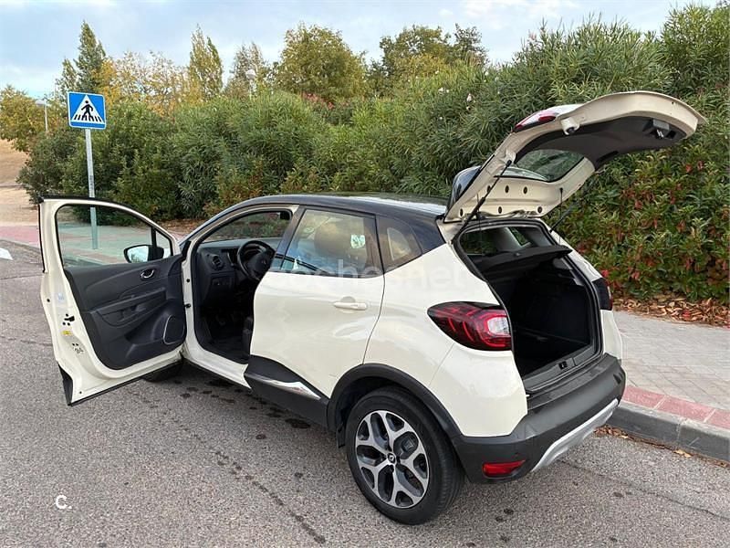 Usado Renault Captur Intens 90 CV (66 kW) 2017 Blanco SUV