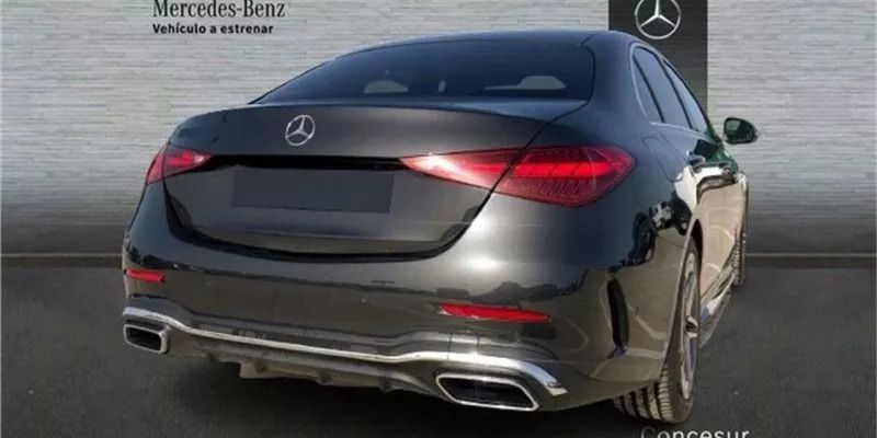 Usado Mercedes C220 200 CV (147 kW) 2024 Gris Berlina