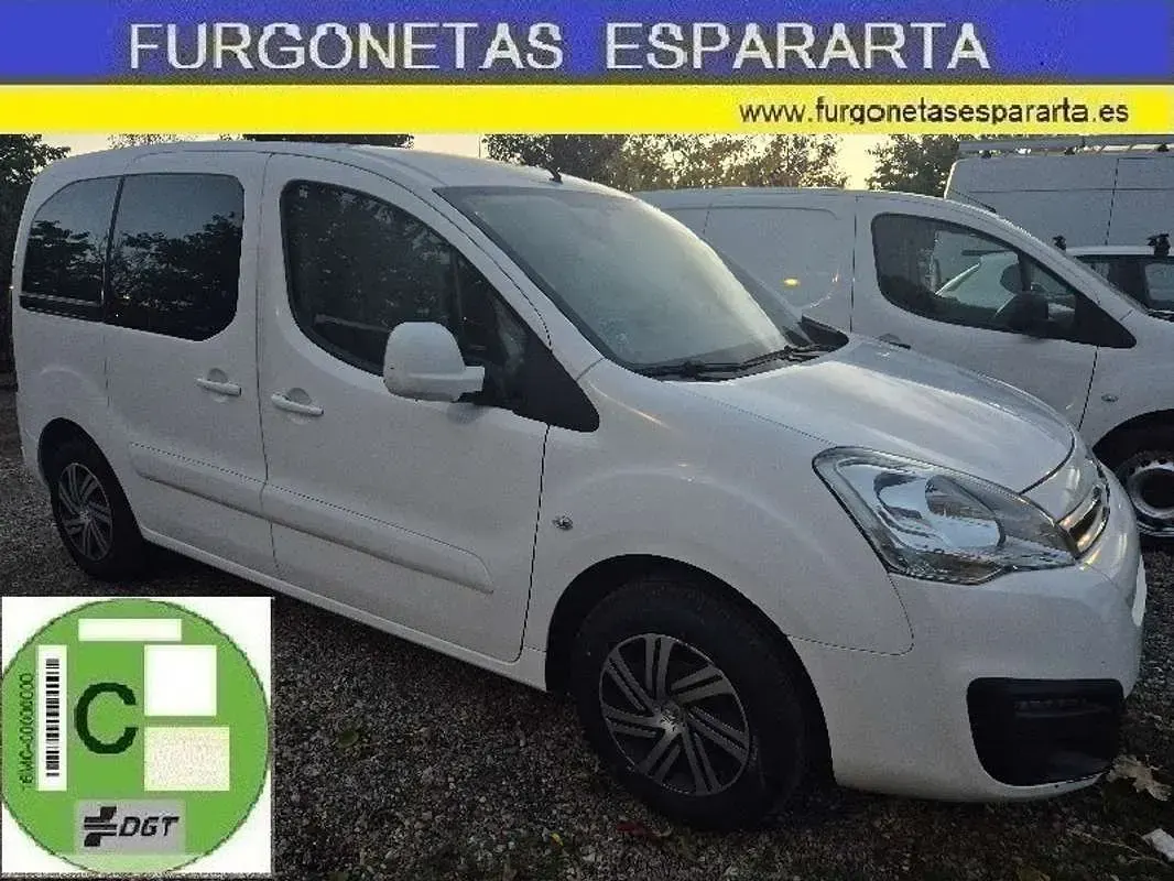 Usado Citroën Berlingo Live 75 CV (55 kW) 2018 Monovolumen