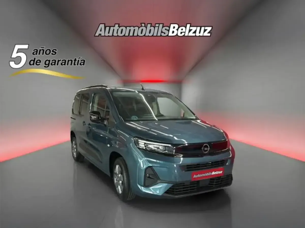 Usado Opel Combo Edition 102 CV (75 kW) 2024 Azul Monovolumen