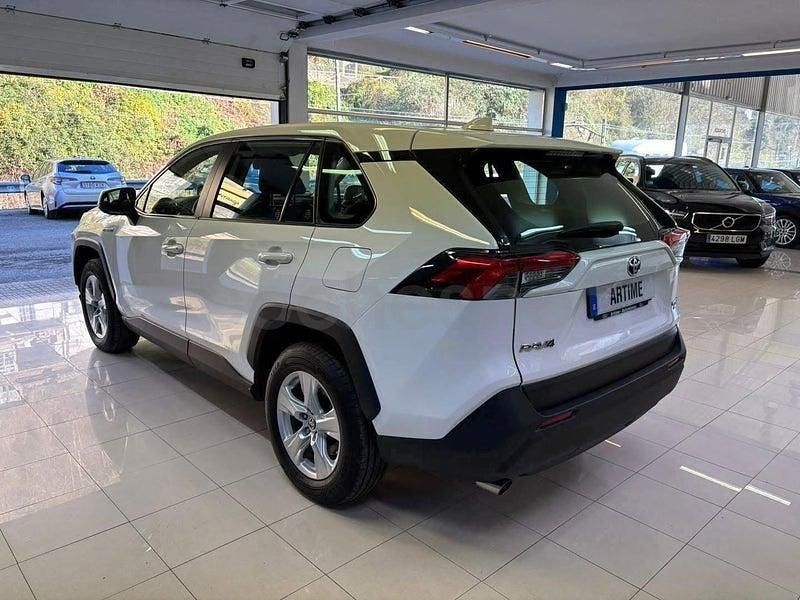 Usado Toyota RAV4 Hybrid Advance 218 CV (160 kW) 2021 Blanco SUV