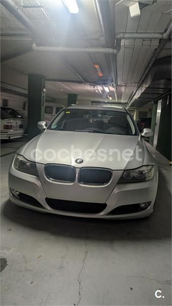 Gris / plata Usado 2012 BMW 318 Familiar | 8000 € (Precio justo) - Imagen 1/4