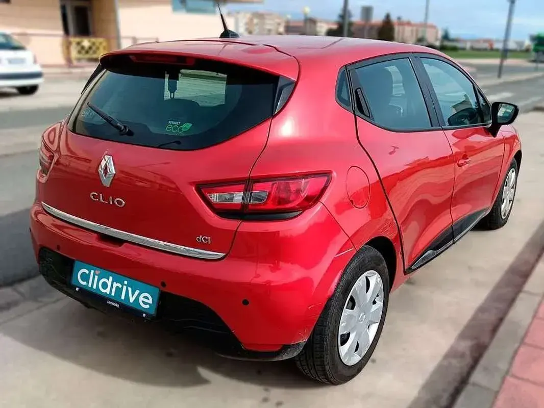 Usado Renault Clio Business 90 CV (66 kW) 2013 Burdeos Utilitario