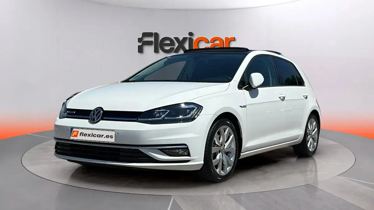 Usado VW Golf VII Sportline 131 CV (96 kW) 2019 Blanco Berlina