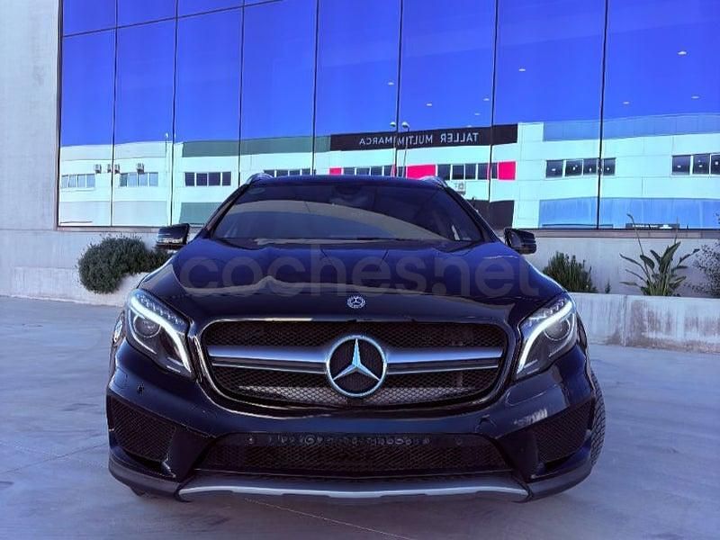 Usado Mercedes GLA200 AMG line 156 CV (114 kW) 2015 Negro SUV