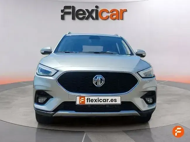 Usado MG ZS Luxury 111 CV (81 kW) 2023 Gris Berlina