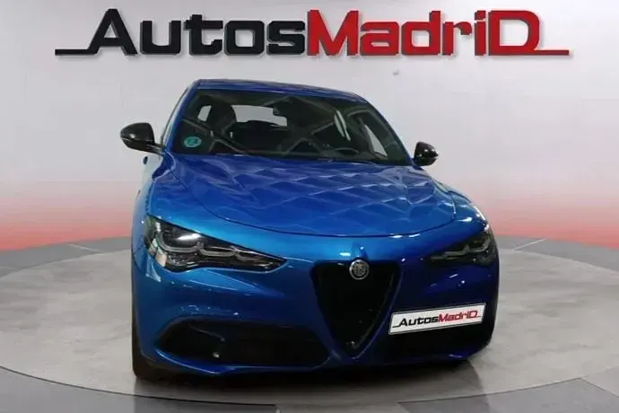 Usado Alfa Romeo Stelvio Sprint 160 CV (117 kW) 2024 SUV