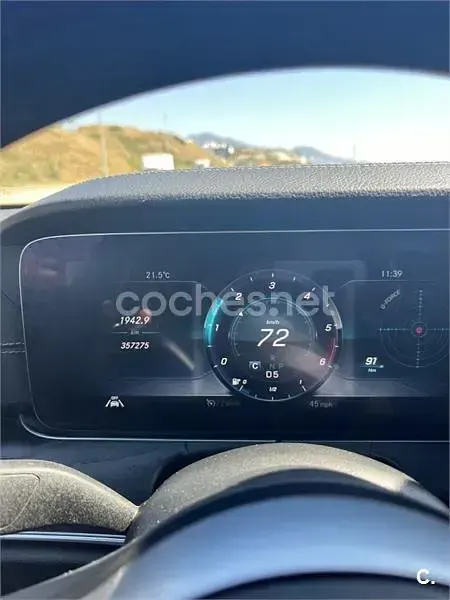 Usado Mercedes E220 194 CV (142 kW) 2019 Negro Berlina