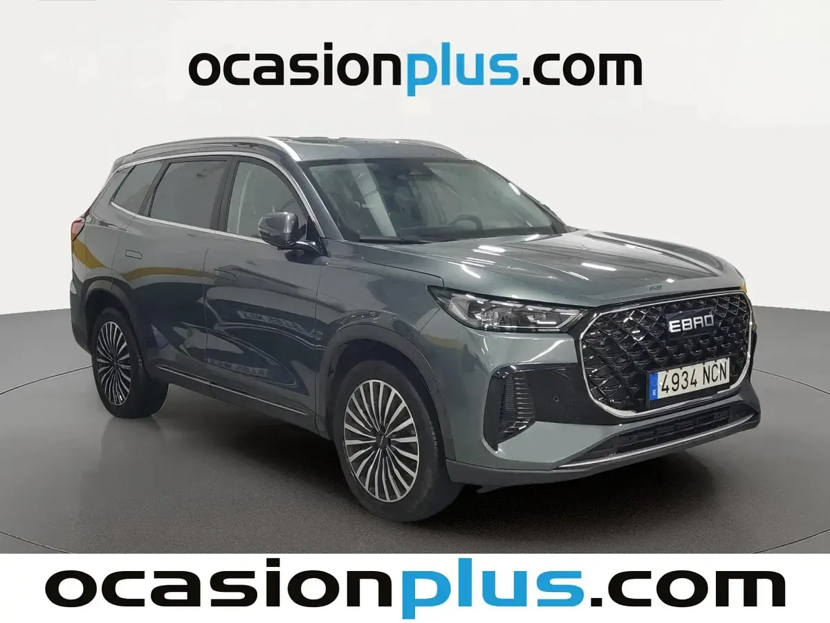 Usado Ebro s800 Luxury 147 CV (108 kW) 2025 Verde SUV