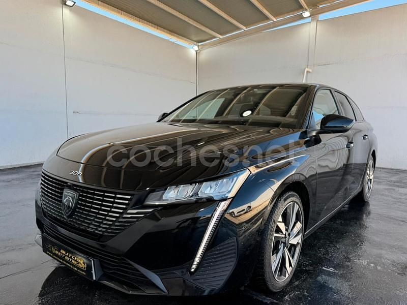 Usado Peugeot 308 SW Allure 130 CV (95 kW) 2022 Negro Familiar