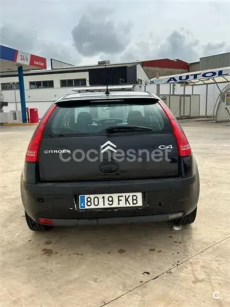 Usado Citroën C4 110 HP (80 kW) 2006 Preto Sedan