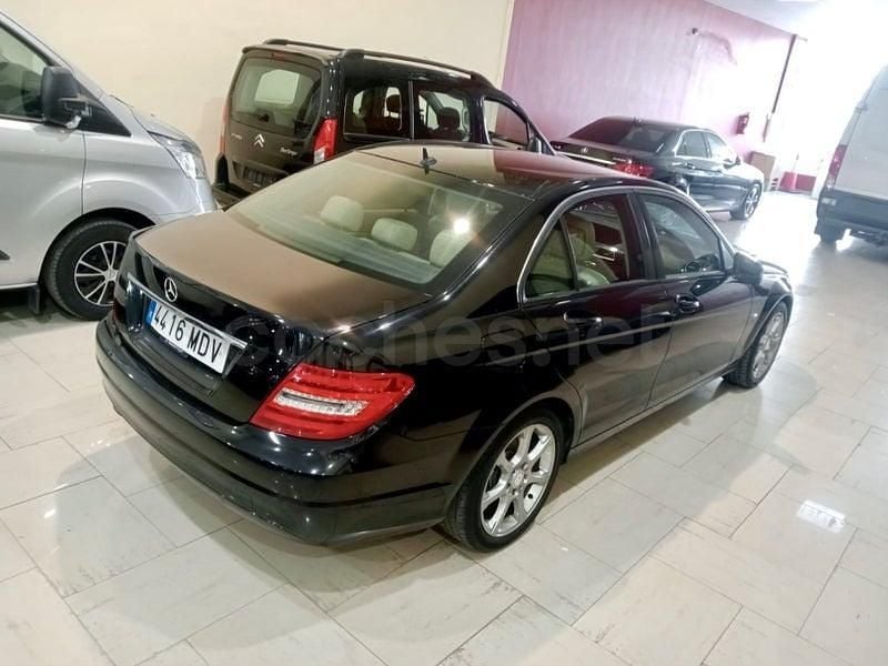Negro Usado 2011 Mercedes C200 Elegance Berlina | 10.900 € (Precio justo) - Imagen 1/4