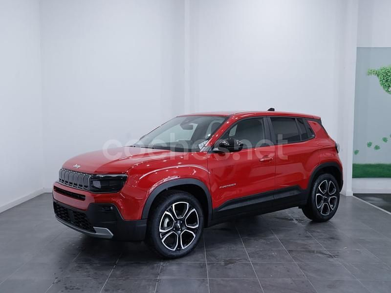 Nuevo Jeep Avenger Altitude 100 CV (73 kW) 2025 Rojo SUV