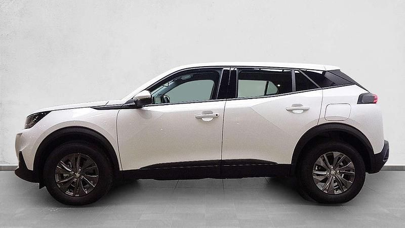 Usado Peugeot 2008 Active 110 CV (80 kW) 2021 Blanco SUV