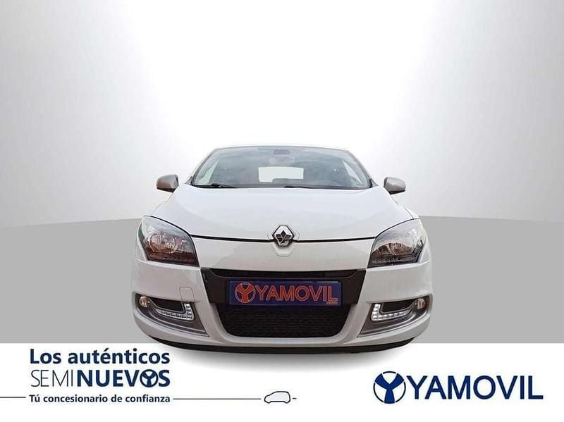 Usado Renault Mégane III Dynamique 110 CV (80 kW) 2014 Blanco Coupe
