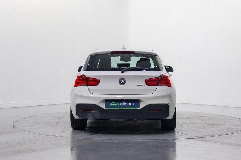 Usado BMW 120 178 CV (130 kW) 2015 Blanco Utilitario