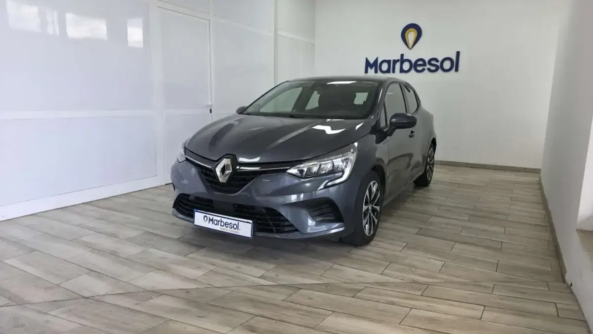Usado Renault Clio Intens 91 CV (66 kW) 2022 Gris Utilitario