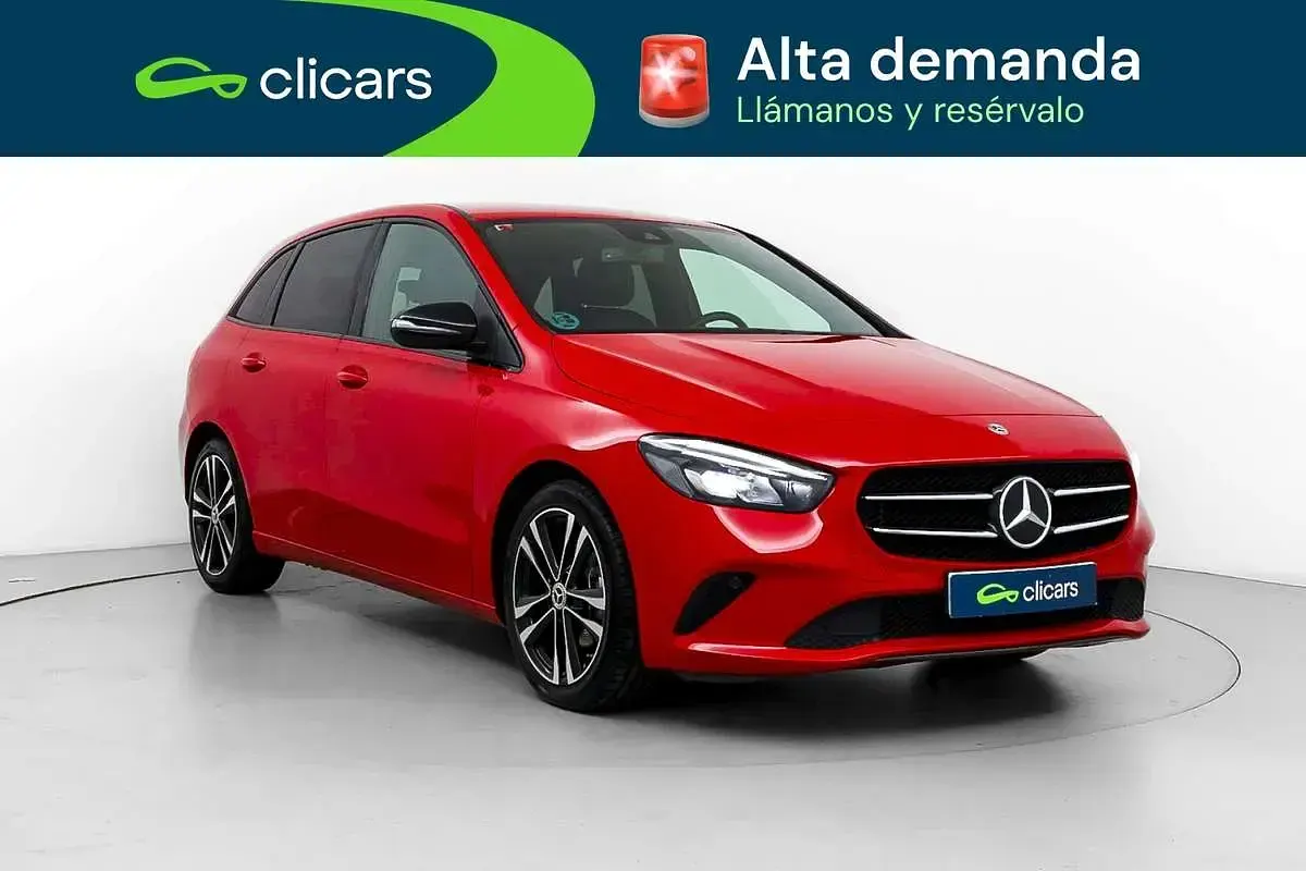 Usado Mercedes B180 116 CV (85 kW) 2019 Rojo Utilitario