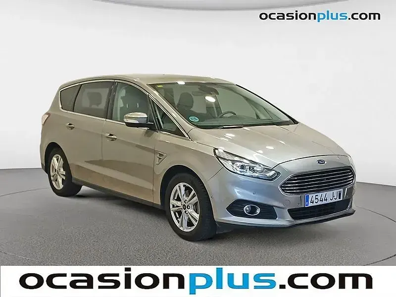 Usado Ford S-MAX Titanium 150 CV (110 kW) 2015 Gris Monovolumen