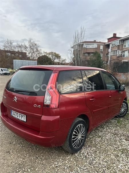 Usado Citroën Grand C4 Picasso 127 CV (93 kW) 2007 Granate Monovolumen