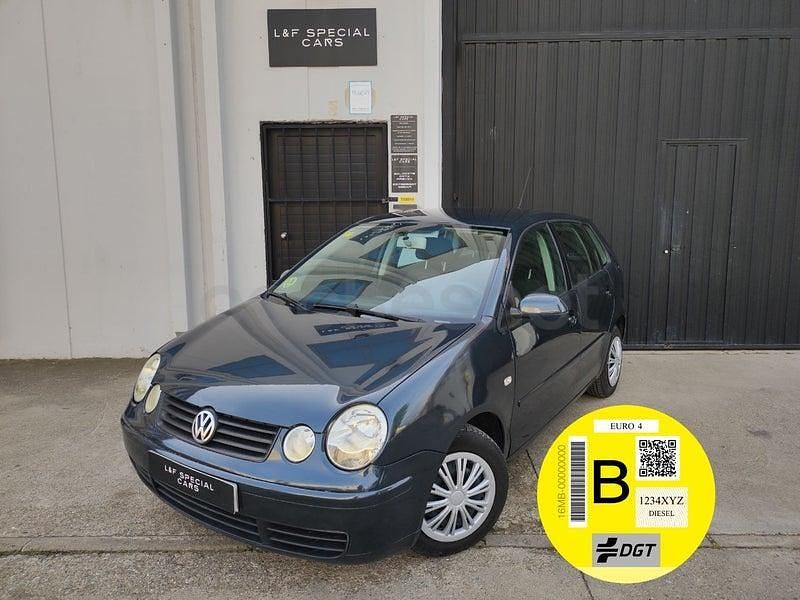 Usado VW Polo Match 55 CV (40 kW) 2005 Gris / plata Utilitario