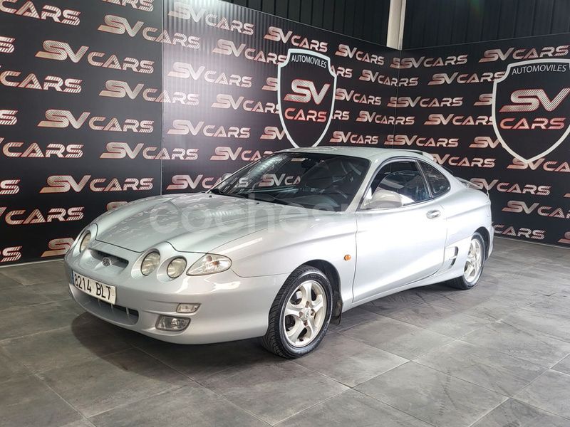 Gris / plata Usado 2001 Hyundai Coupé Coupe | 4500 € - Imagen 1/4