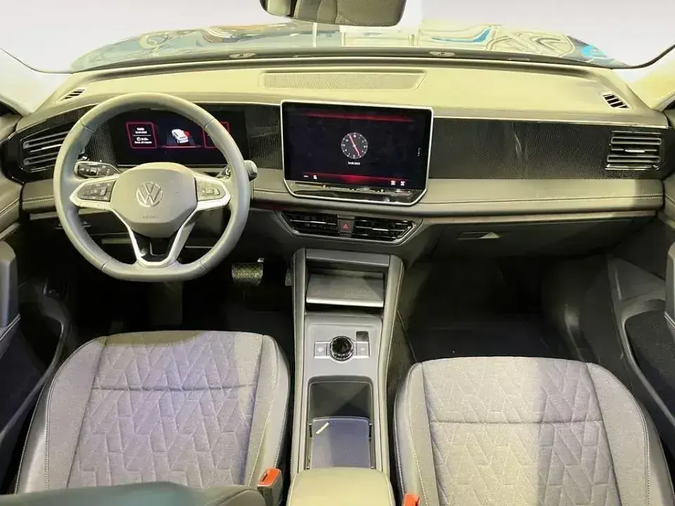 Usado VW Tiguan 204 CV (150 kW) 2024 Azul SUV
