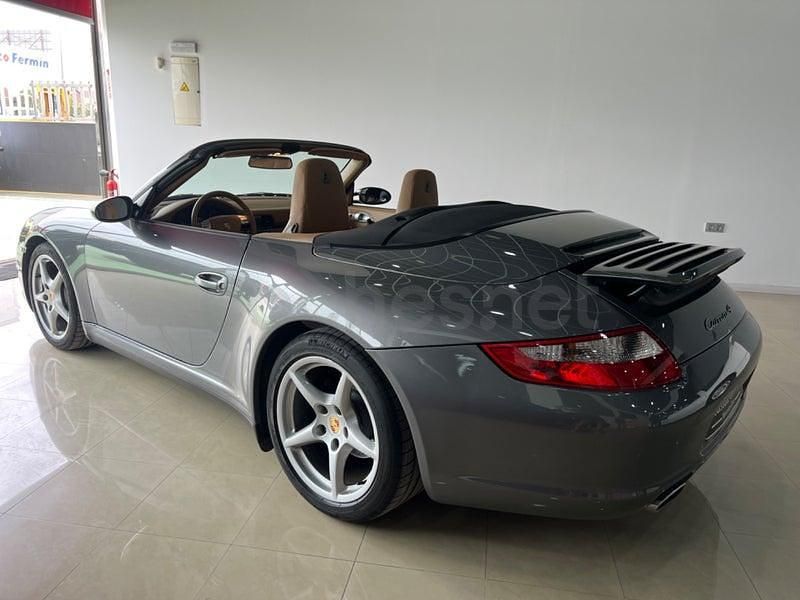 Usado Porsche 911 Carrera 4 Cabriolet 325 CV (239 kW) 2007 Gris / plata Descapotable