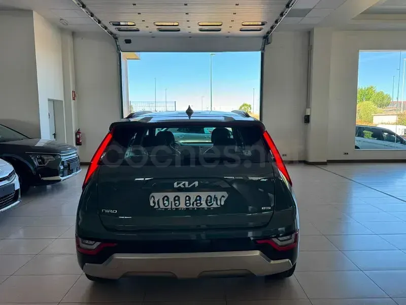 Nuevo Kia Niro 138 CV (101 kW) 2025 Verde SUV