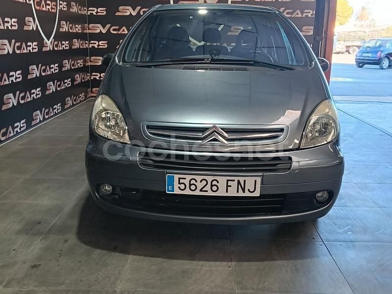 Usado Citroën Xsara Picasso Exclusive 110 CV (80 kW) 2007 Gris / plata Monovolumen