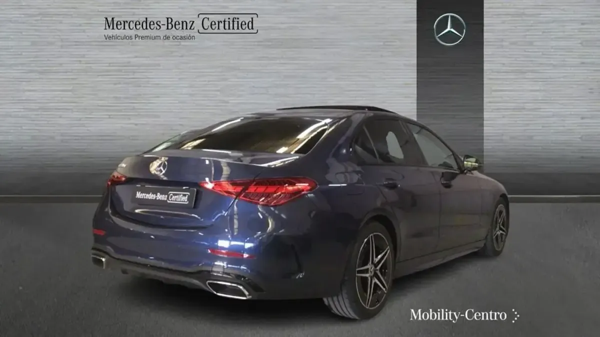 Usado Mercedes C220 197 CV (144 kW) 2025 Azul sodalita Berlina
