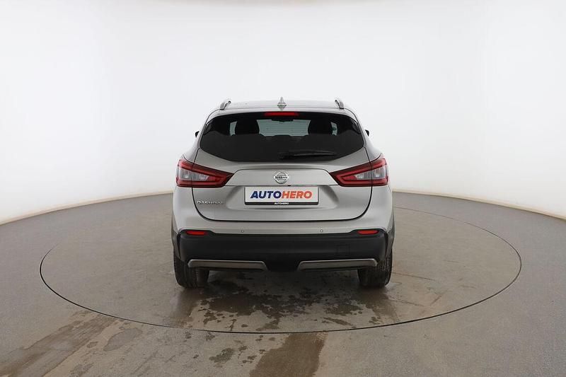 Usado Nissan Qashqai N-TEC 140 CV (102 kW) 2021 Gris SUV
